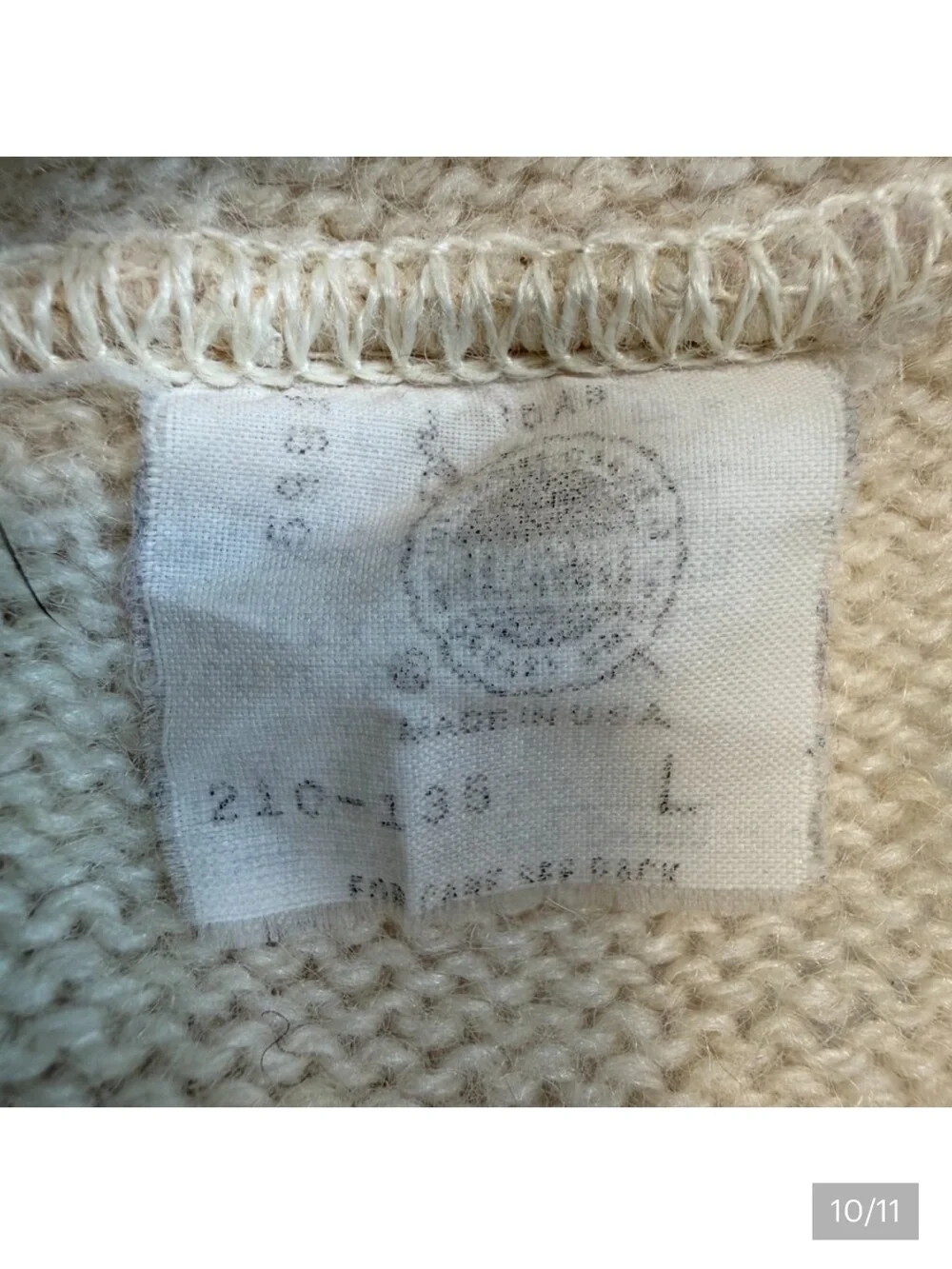 Vintage ROBERT BRUCE Ivory Cream Wool CrewNeck Sweater Large ( fits like medium)